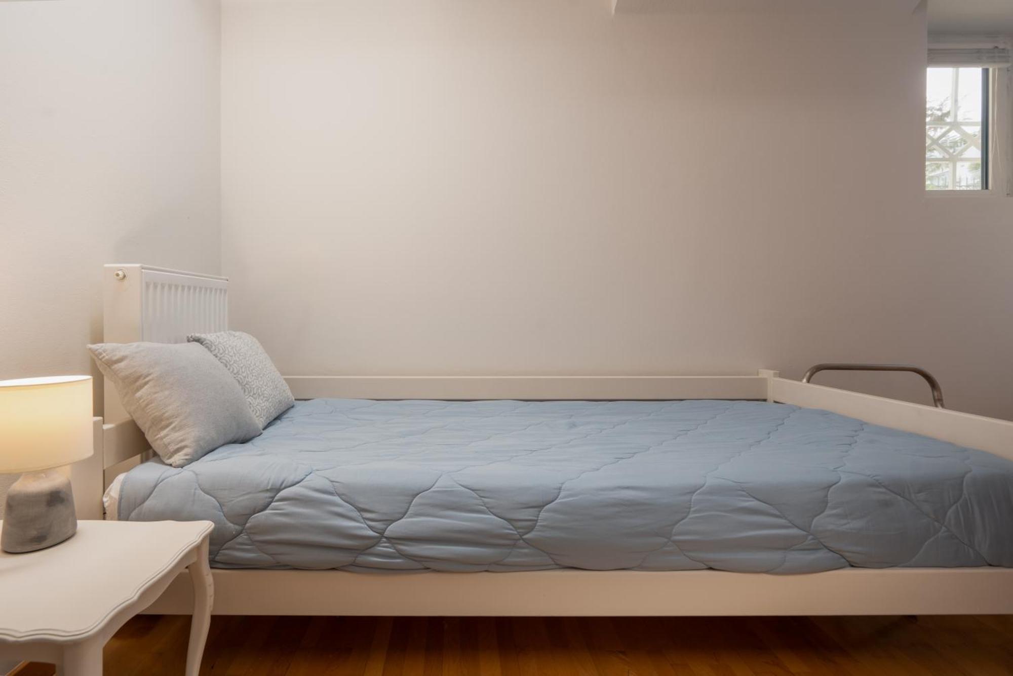 Bright, Cosy Studio Close To Glyfada Beach & Center アテネ エクステリア 写真