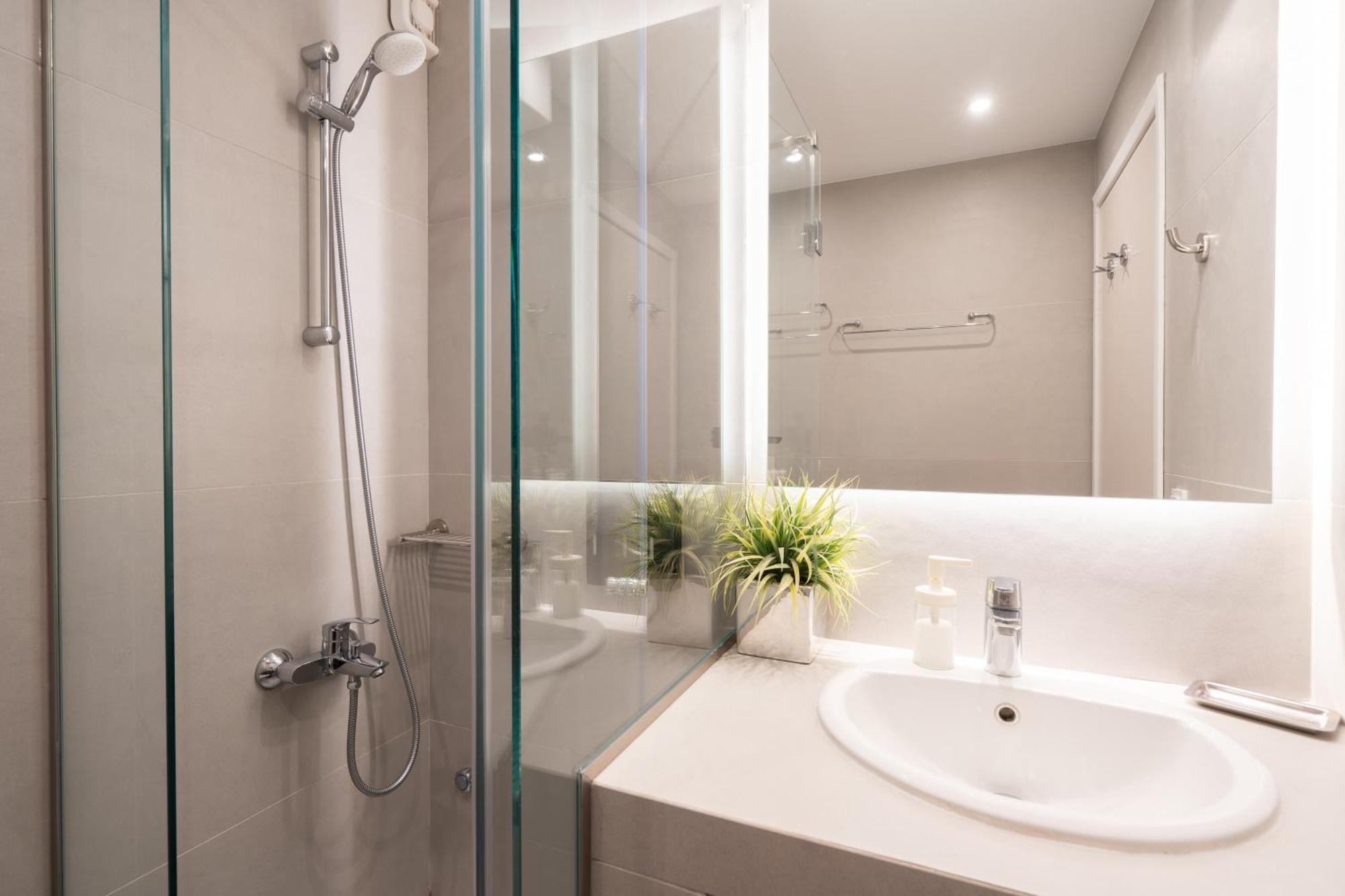 Bright, Cosy Studio Close To Glyfada Beach & Center アテネ エクステリア 写真