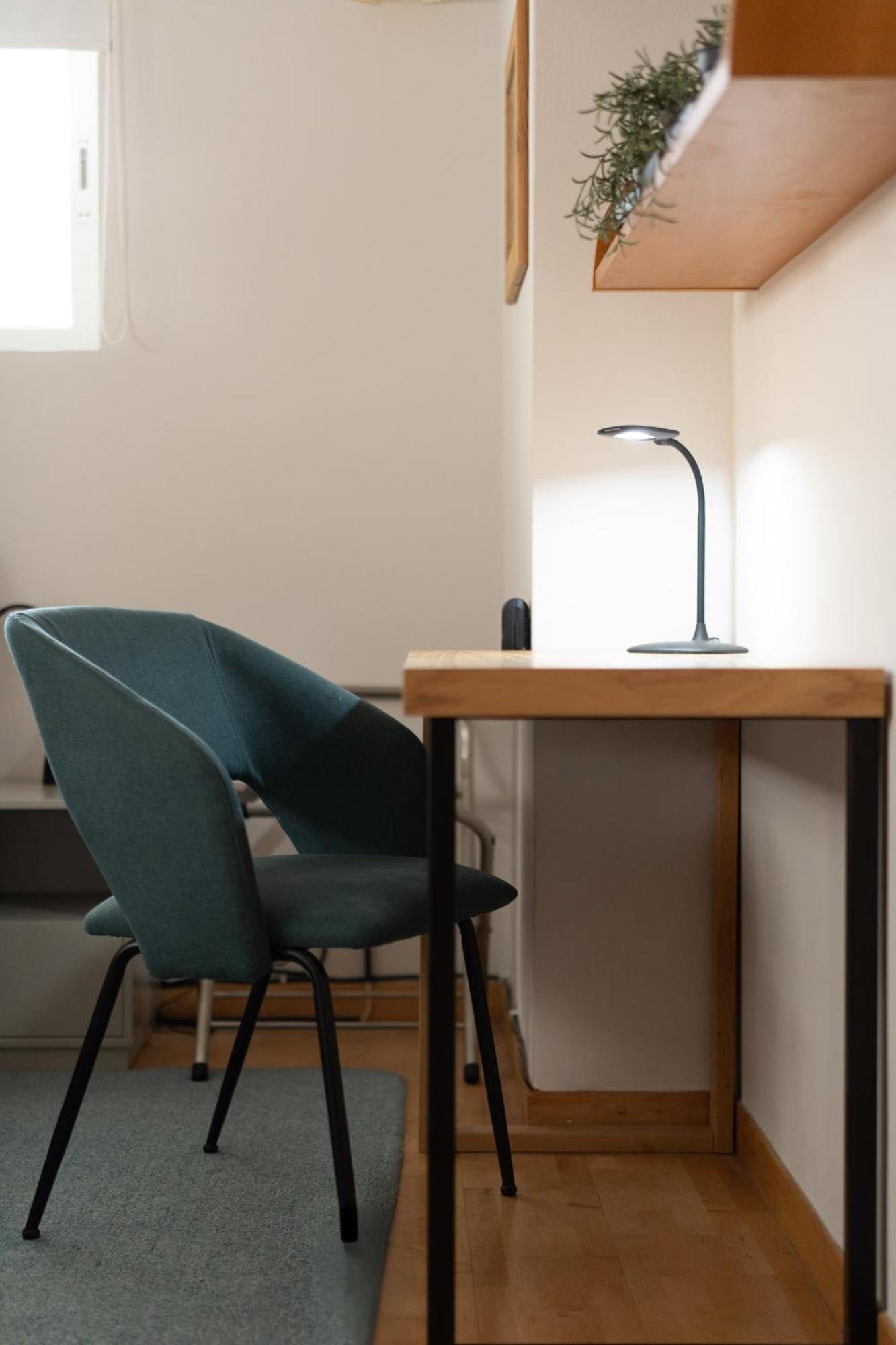 Bright, Cosy Studio Close To Glyfada Beach & Center アテネ エクステリア 写真